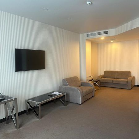 Maristella Marine Residense Hotel Apartment Odessa Exteriör bild