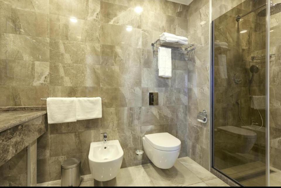 Maristella Marine Residense Hotel Apartment Odessa Exteriör bild